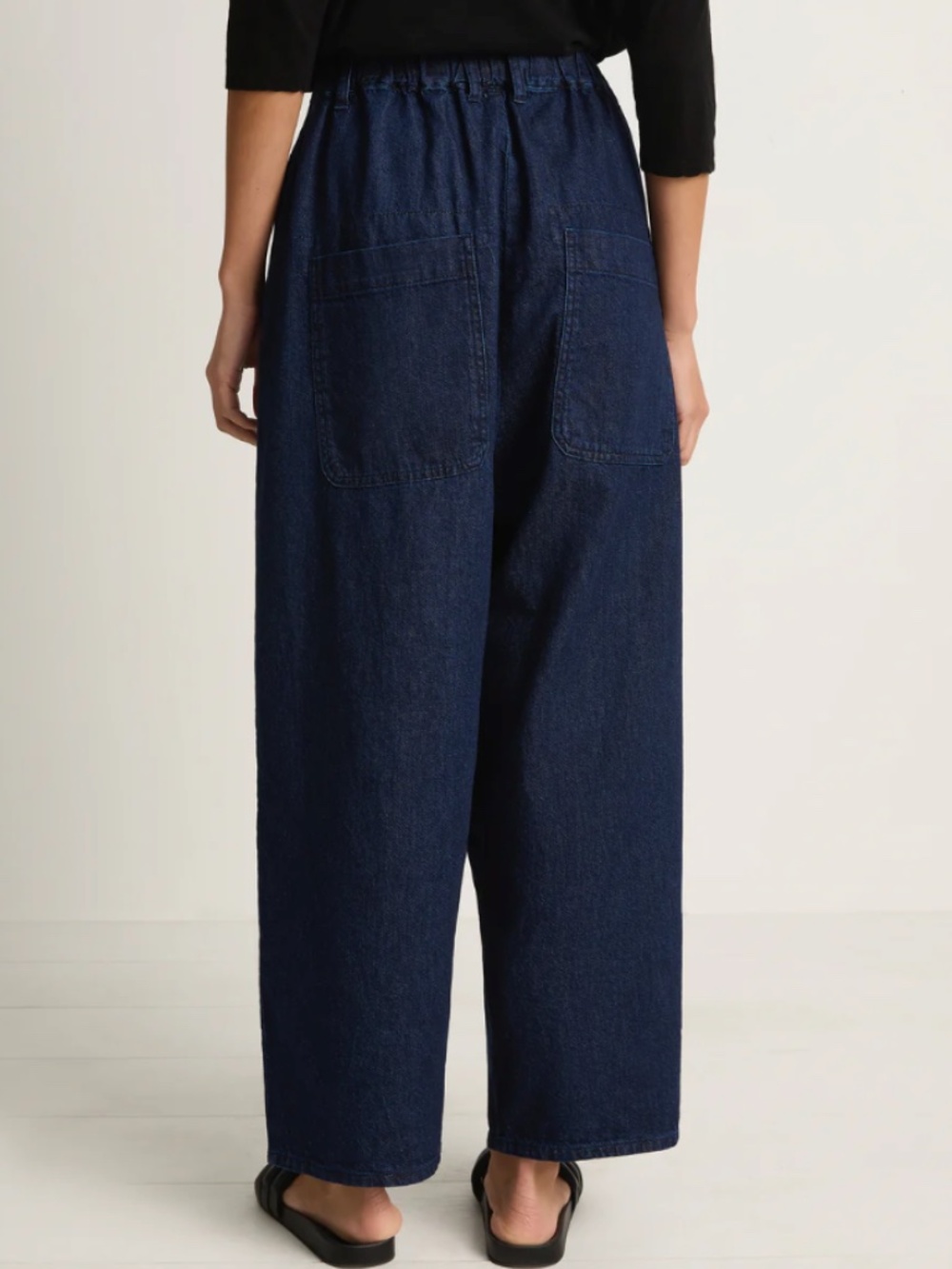 PAS DE CALAIS The Wide Easy Trousers in Navy Black Japanese Linen Blend Pant Tie